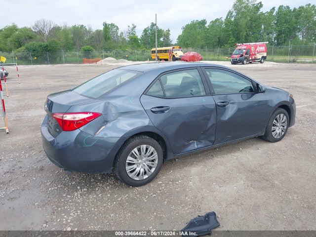 Toyota COROLLA LE 2018 2T1BURHE6JC036171 Image 4