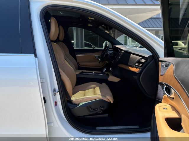 YV4A22PL5G1030221 Volvo XC90 T6