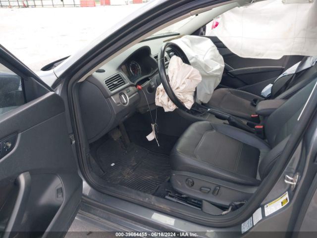 1VWAT7A32FC117435 Volkswagen Passat 1.8t Limited Edition