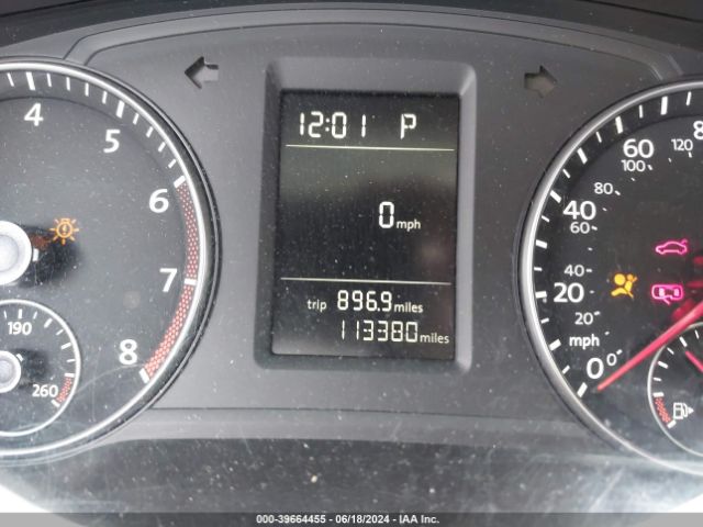 1VWAT7A32FC117435 Volkswagen Passat 1.8t Limited Edition