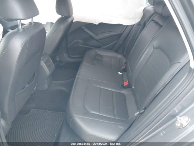 1VWAT7A32FC117435 Volkswagen Passat 1.8t Limited Edition