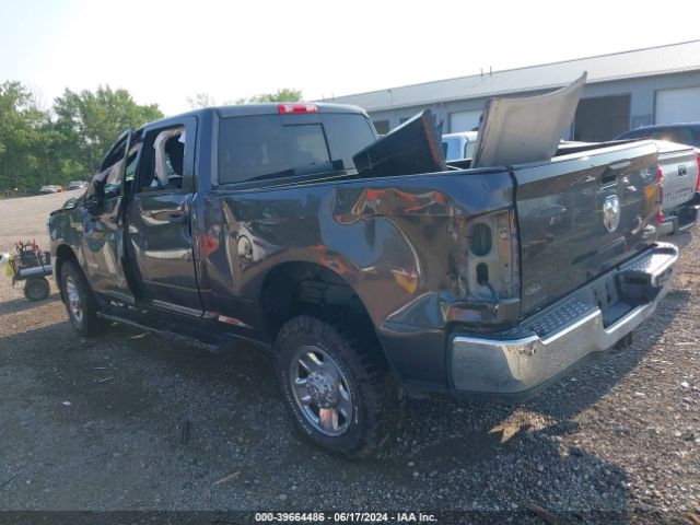 3C6UR5CJ1MG558263 RAM 2500 Tradesman  4x4 6'4 Box