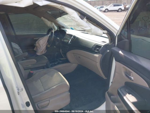 5FNYF6H38JB068388 Honda Pilot Ex