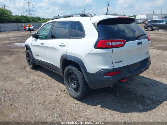 1C4PJMBX6JD549242 Jeep Cherokee Trailhawk 4x4