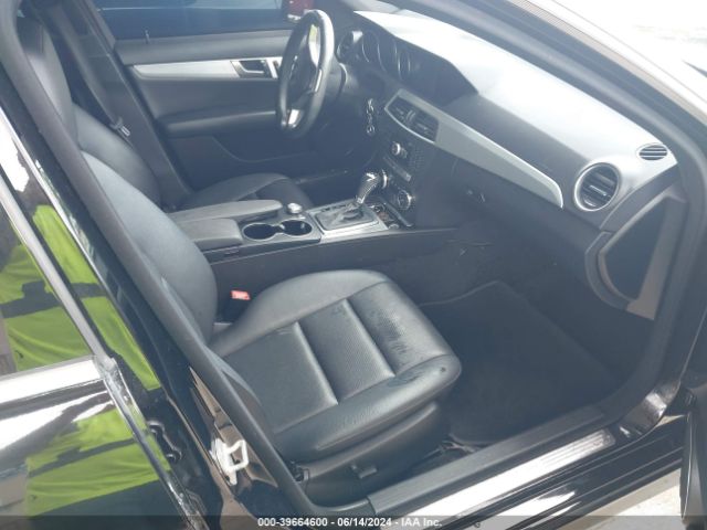 WDDGF8ABXEA935920 Mercedes-Benz C 300 Luxury 4matic/sport 4matic