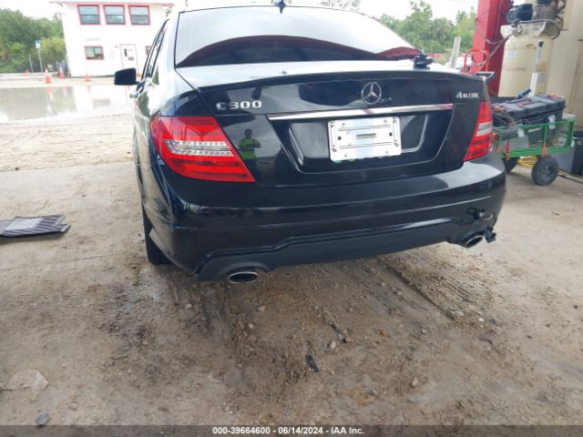 WDDGF8ABXEA935920 Mercedes-Benz C 300 Luxury 4matic/sport 4matic