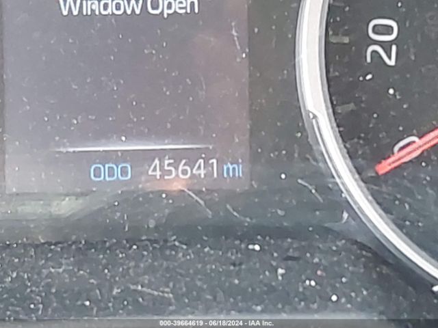 2T3P1RFV0NC275889 Toyota Rav4 Xle