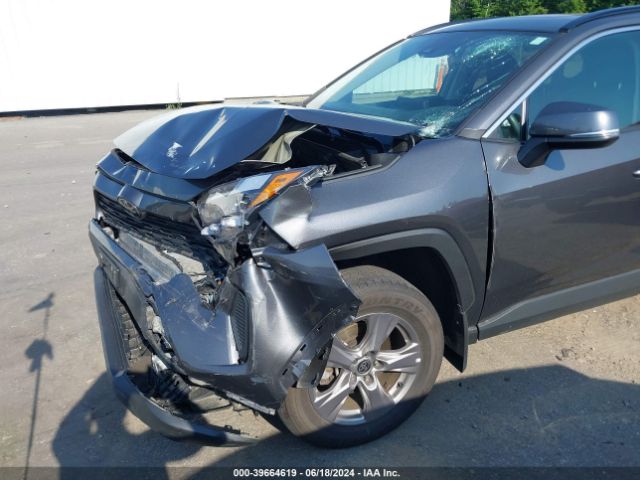 2T3P1RFV0NC275889 Toyota Rav4 Xle