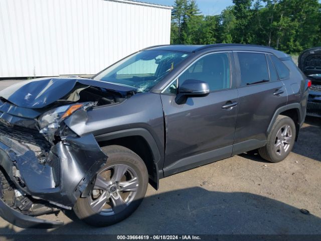 2T3P1RFV0NC275889 Toyota Rav4 Xle