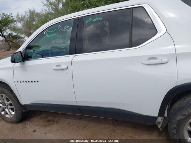 Chevrolet Traverse Ls 2019 1GNERFKW9KJ183693 Image 15