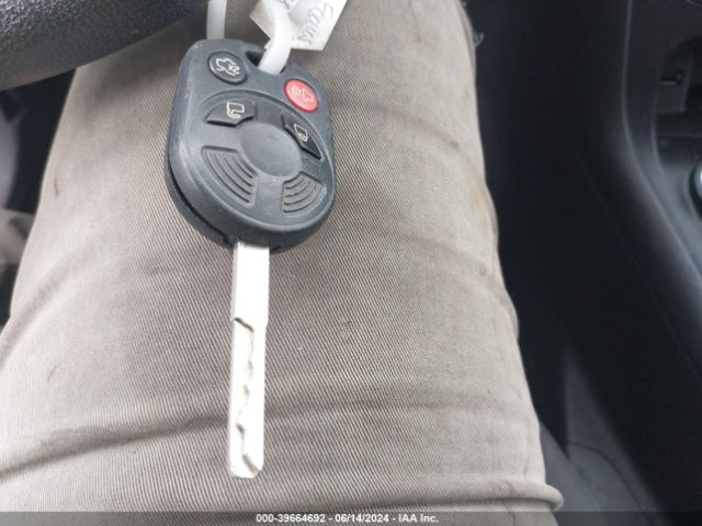 1FADP3F25HL209547 Ford FOCUS SE