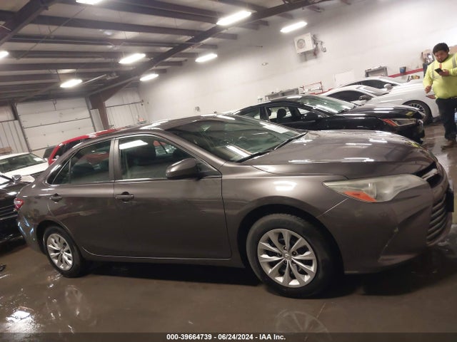Toyota CAMRY LE 2015 4T4BF1FK2FR450001 Image 13