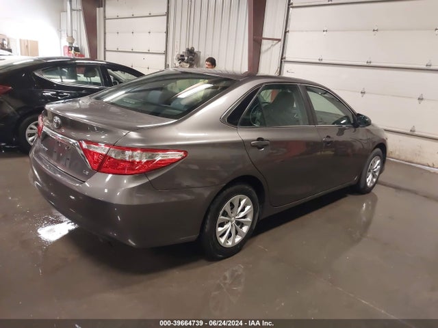 Toyota CAMRY LE 2015 4T4BF1FK2FR450001 Image 4
