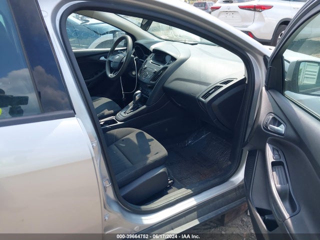 Ford FOCUS SE 2015 1FADP3F20FL333707 Image 5