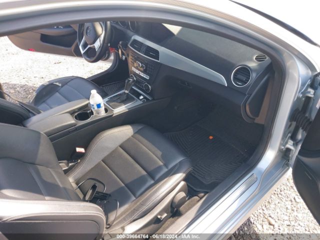2013 MERCEDES-BENZ C 350 WDDGJ5HB5DF952659 Photo 4