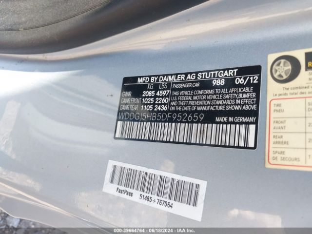 2013 MERCEDES-BENZ C 350 WDDGJ5HB5DF952659 Photo 8