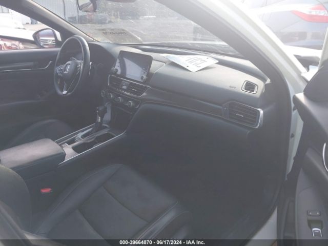 1HGCV1F31JA102393 Honda Accord Sport