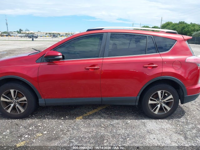 Toyota Rav4 Xle 2017 JTMWFREV2HJ145399 Image 14
