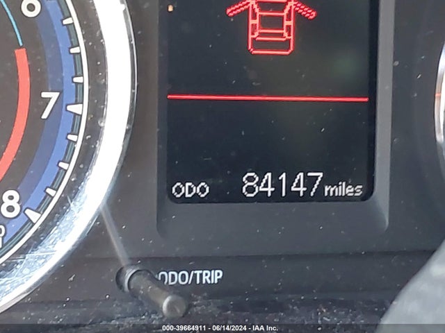 Toyota COROLLA LE 2018 5YFBURHE0JP773060 Image 15