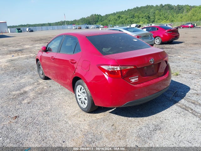 Toyota COROLLA LE 2018 5YFBURHE0JP773060 Image 3