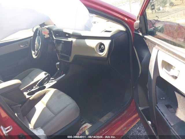 Toyota COROLLA LE 2018 5YFBURHE0JP773060 Image 5