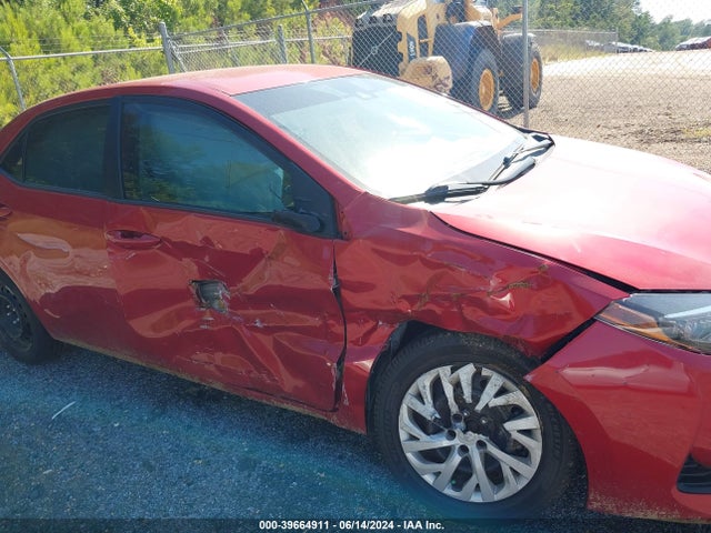 Toyota COROLLA LE 2018 5YFBURHE0JP773060 Image 6