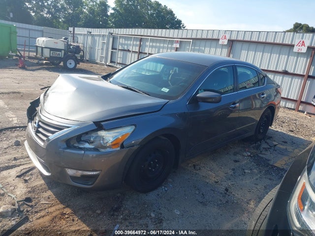 Nissan Altima 2.5 S 2015 1N4AL3AP3FC188485 Image 2