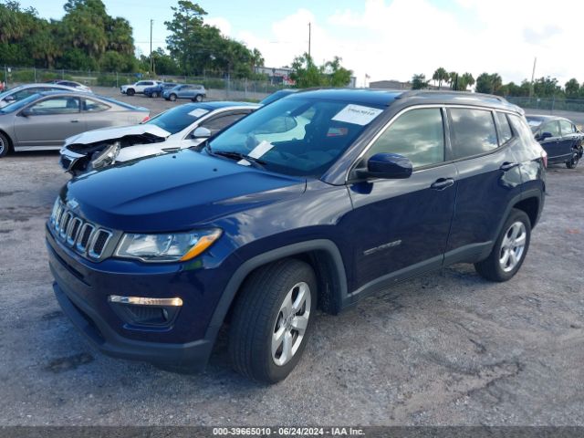 3C4NJCBB0JT272488 Jeep Compass Latitude Fwd