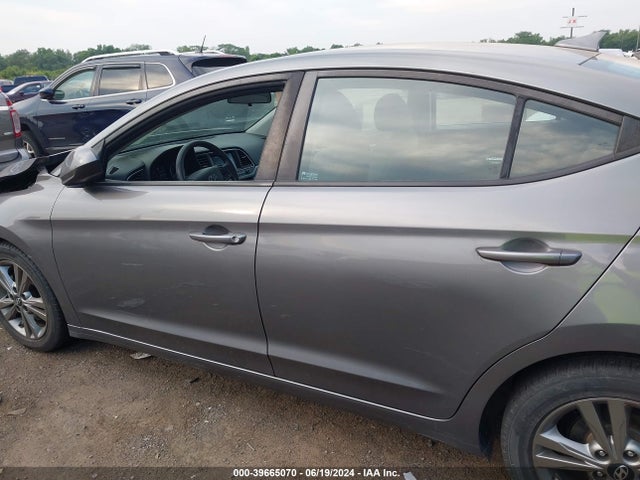Hyundai ELANTRA SEL 2018 5NPD84LF4JH313168 Image 14