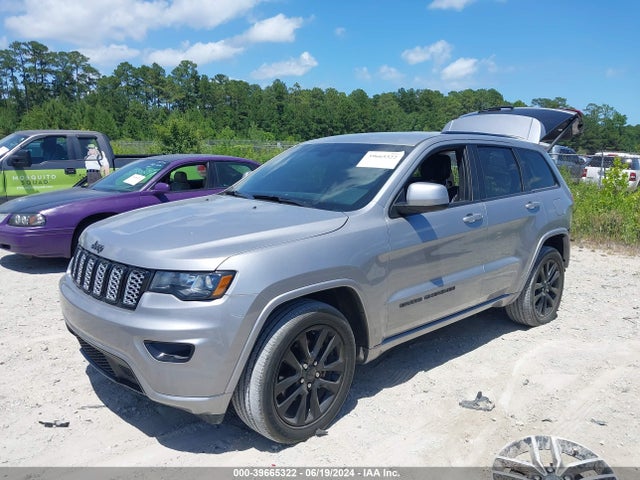1C4RJEAG1JC511729 Jeep Grand Cherokee Altitude 4x2