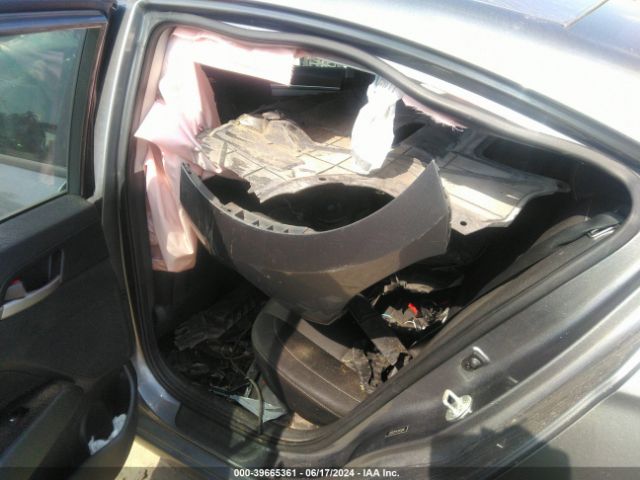 5NPD74LF4JH252522 Hyundai ELANTRA SE