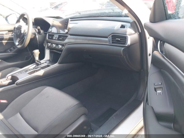 1HGCV1F17NA071056 Honda ACCORD LX