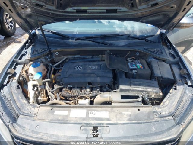 1VWDT7A36HC076176 Volkswagen Passat 1.8t R-line