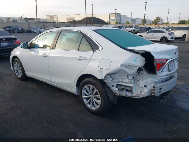 Toyota CAMRY LE 2016 4T4BF1FK1GR531203 Image 3