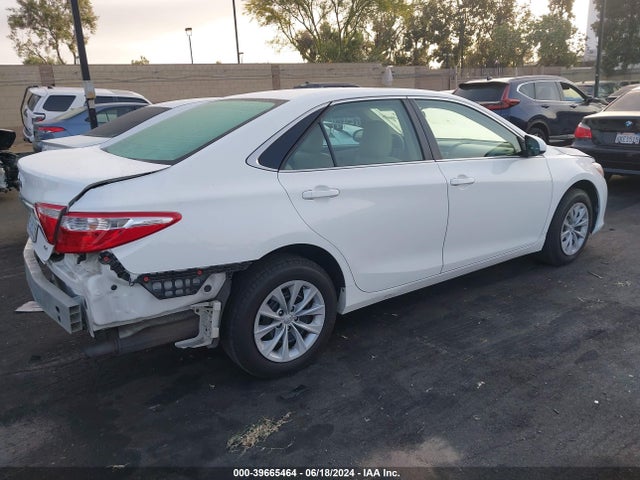 Toyota CAMRY LE 2016 4T4BF1FK1GR531203 Image 4