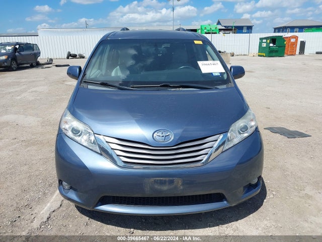Toyota Sienna Xle 8 Passenger 2015 5TDYK3DC6FS650332 Image 12