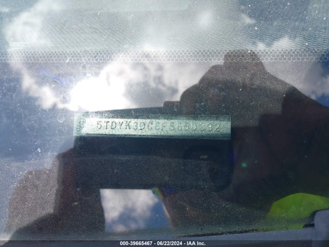 Toyota Sienna Xle 8 Passenger 2015 5TDYK3DC6FS650332 Image 17