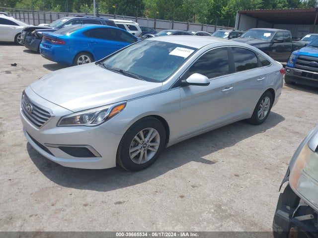 Hyundai SONATA SE 2016 5NPE24AF7GH357859 Image 2