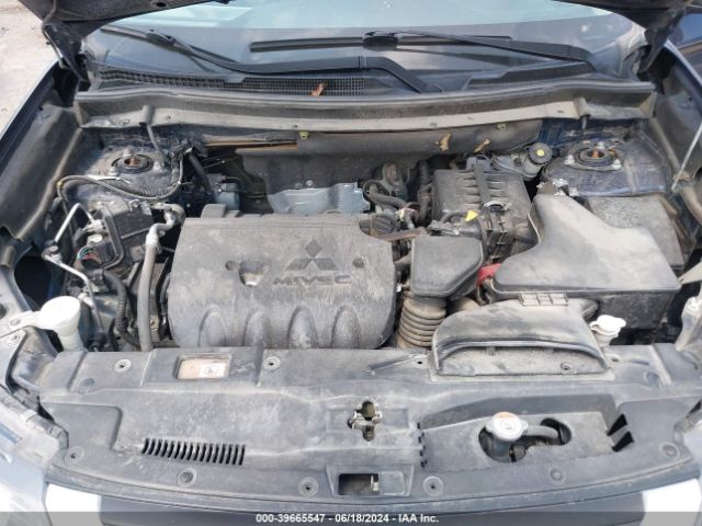 JA4AZ3A33KZ020692 Mitsubishi Outlander Es
