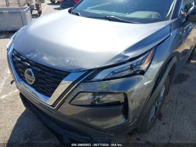 5N1AT3AB7MC699897 Nissan Rogue S Intelligent Awd