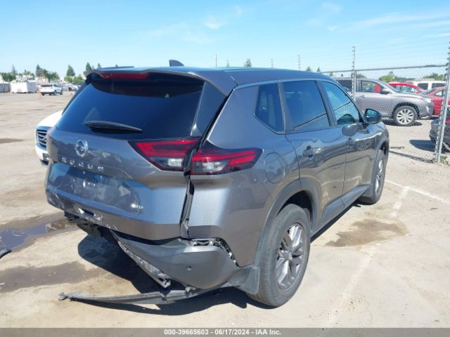 5N1AT3AB7MC699897 Nissan Rogue S Intelligent Awd