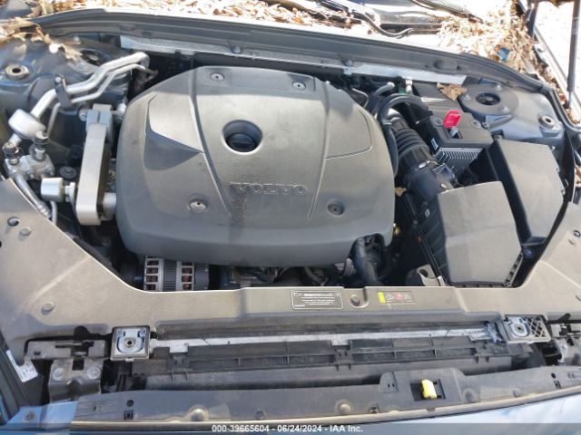 7JRA22TK8KG004798 Volvo S60 T6 Momentum