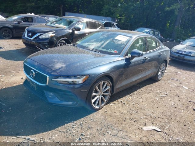 7JRA22TK8KG004798 Volvo S60 T6 Momentum