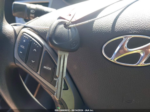 Hyundai ELANTRA SE 2015 5NPDH4AE1FH596551 Image 11