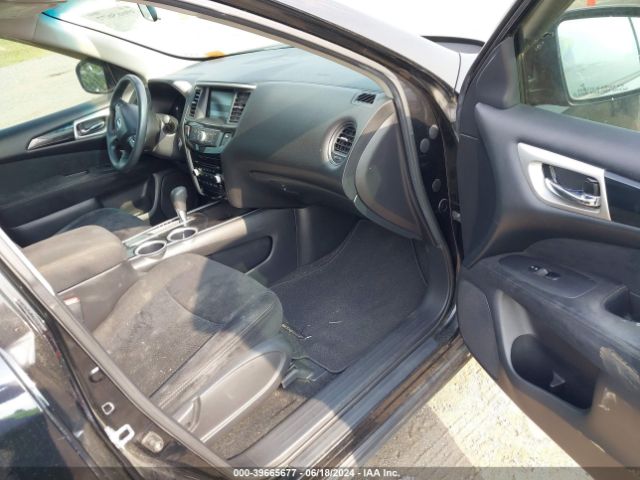5N1AR2MN1EC605027 Nissan Pathfinder S
