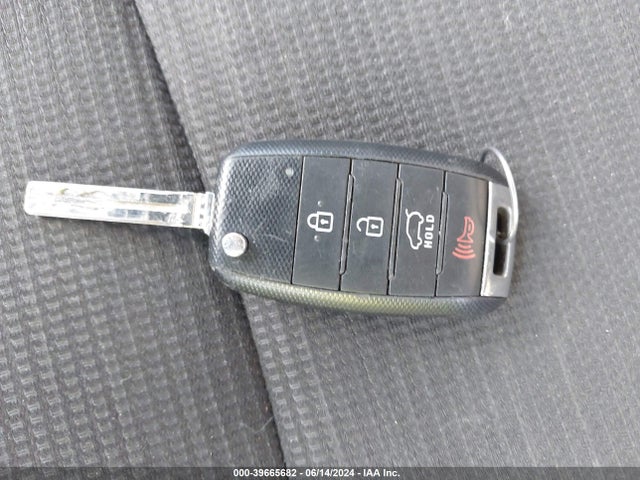 KIA SORENTO LX 2014 5XYKT4A60EG536359 Image 11