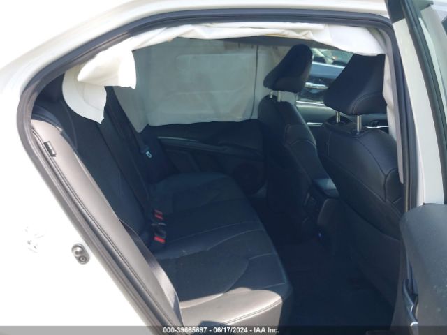 4T1F11AK3NU033793 Toyota CAMRY XLE