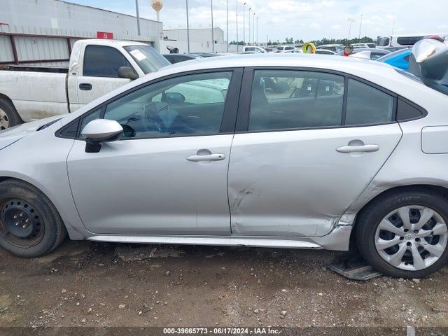 Toyota COROLLA LE 2021 5YFEPMAE2MP243789 Image 13