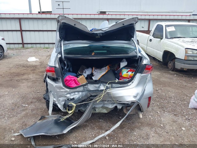 Toyota COROLLA LE 2021 5YFEPMAE2MP243789 Image 15