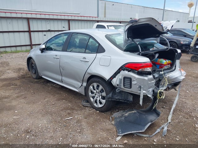 Toyota COROLLA LE 2021 5YFEPMAE2MP243789 Image 3
